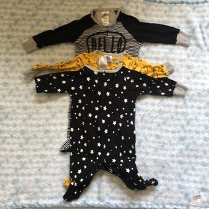 Gerber 3pk Stars Sleep N Play for boys (Newborn)